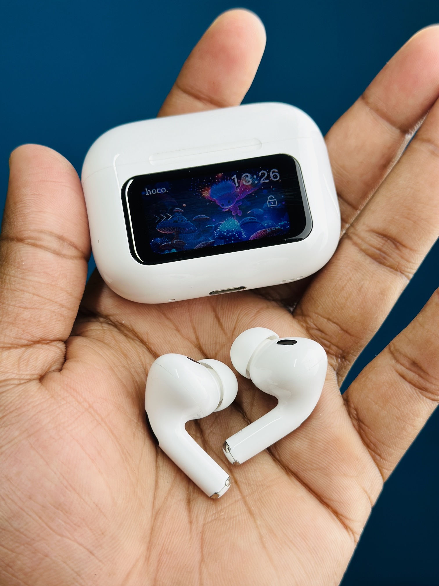 Hoco EW72 ANC TWS Earbuds With HD Display - Image 4